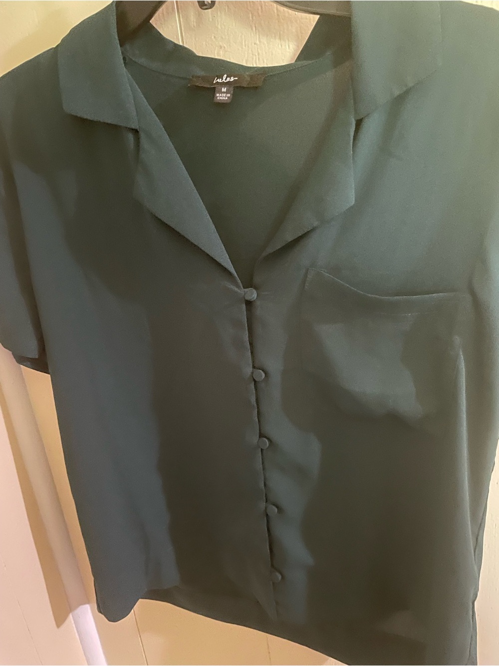 Lulu's Deep Green Button-Front Short Sleeve Blouse